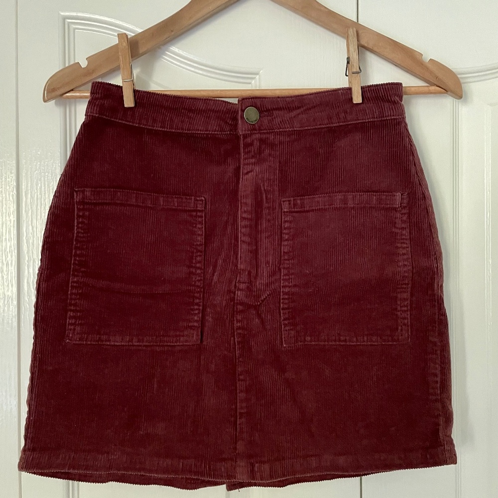 Billabong Red High Rise Corduroy Mini Skirt | Size 26 Waist